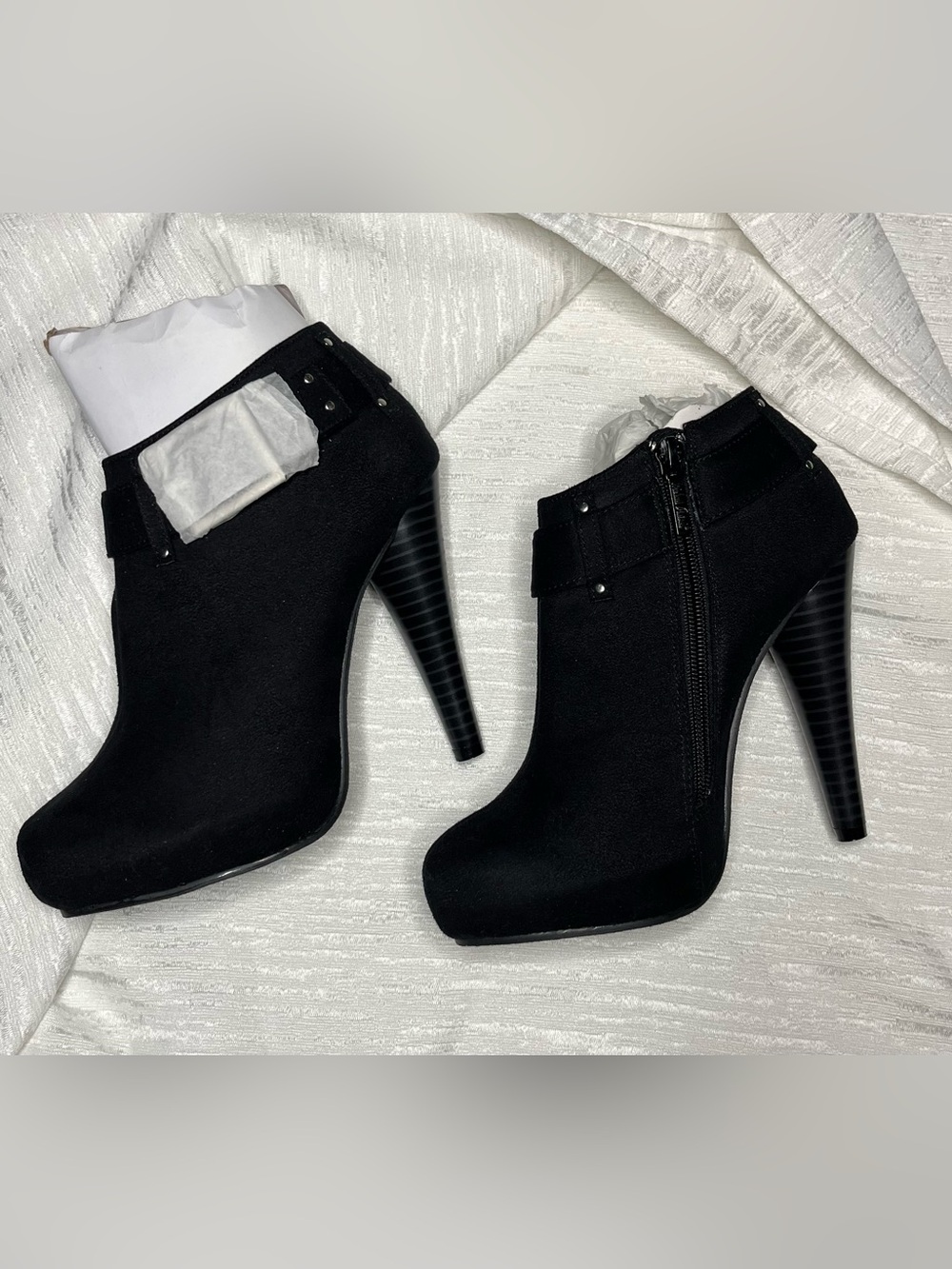 5.5 MICHAEL ANTONIO Black Stiletto Booties